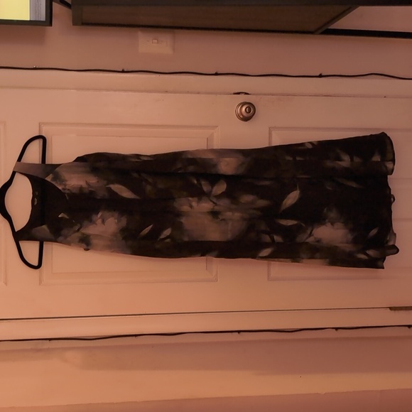 Simply Vera Vera Wang Black and Gray Maxi Dress - Picture 1 of 4
